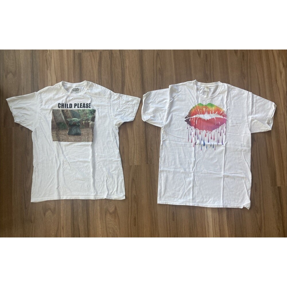 Fruit of the Loom / Mad Engine Set of 2 Men's/Women's T-Shirts (Sz L) Yoda, Lips